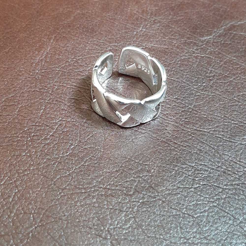 Stamped silver 925 ring new